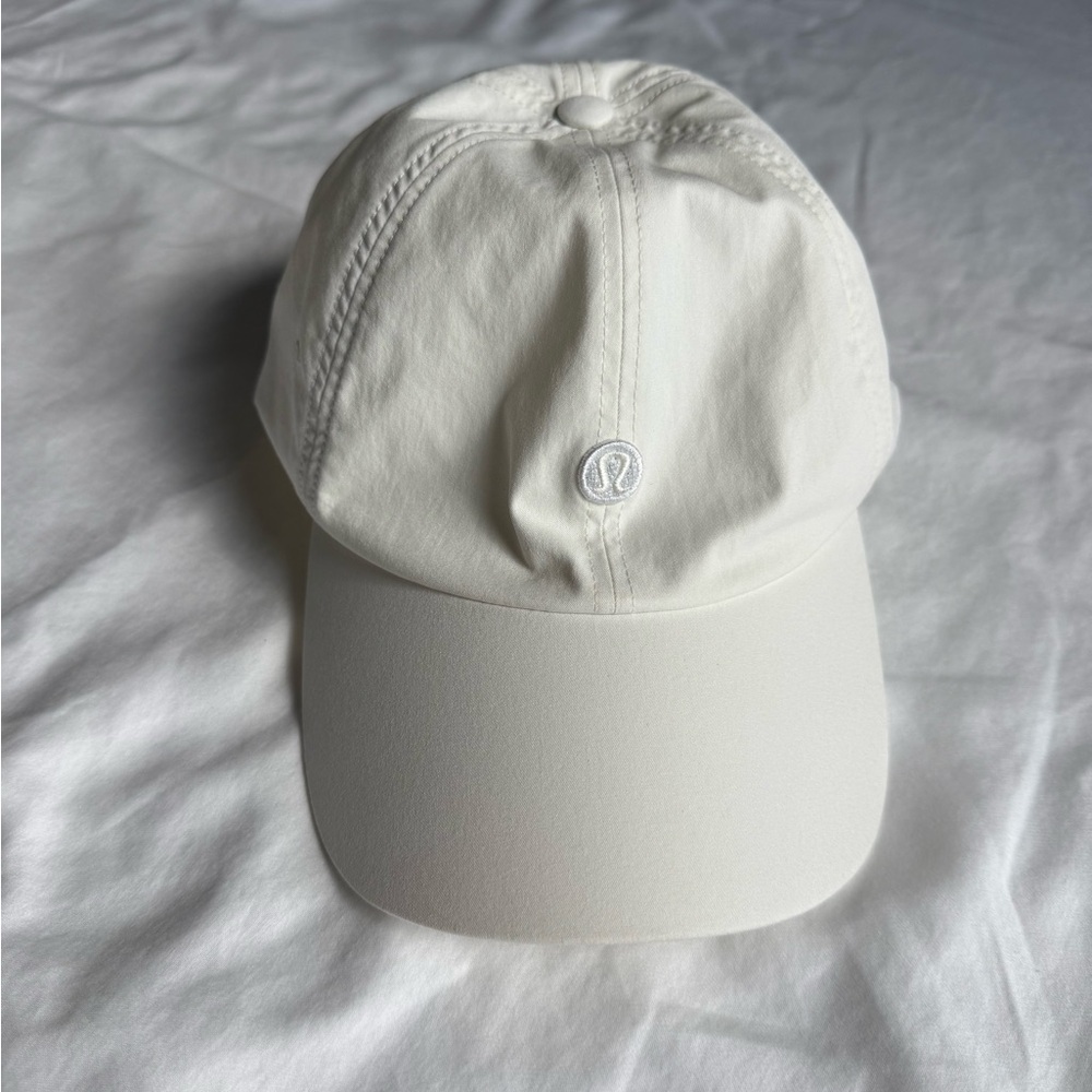 Lululemon Off White Ballcap
